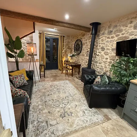 بيت للعطل The Wine Makers House Pomérols